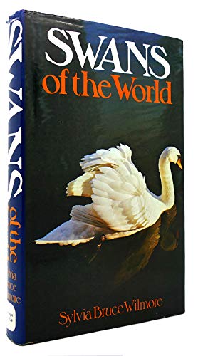Beispielbild fr Swans Of The World zum Verkauf von Terrace Horticultural Books