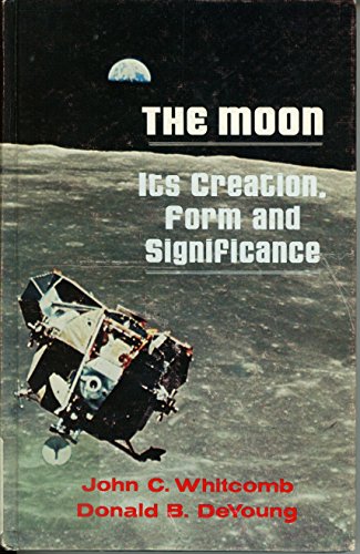 Beispielbild fr The Moon zum Verkauf von ThriftBooks-Dallas