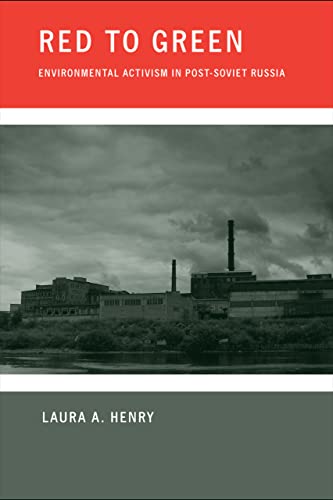 Imagen de archivo de Red to Green: Environmental Activism in Post-Soviet Russia a la venta por ThriftBooks-Dallas