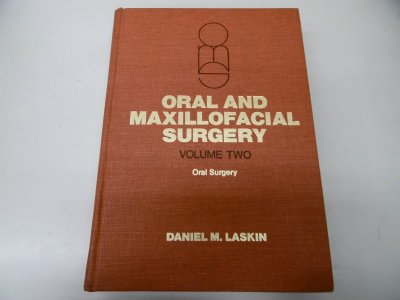 Stock image for Oral and Maxillofacial Surgery: Oral Surgery for sale by HPB-Red