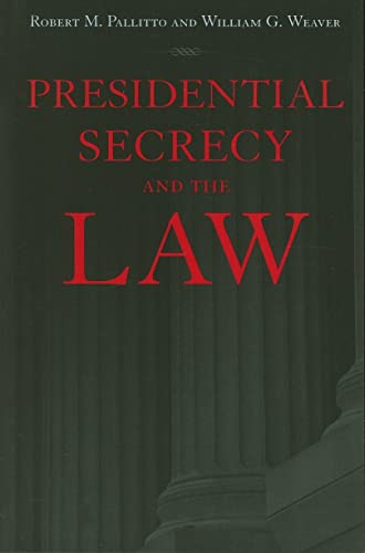 9780801885839: Presidential Secrecy and the Law