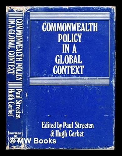 Imagen de archivo de Commonwealth Policy in a Global Context a la venta por Montreal Books