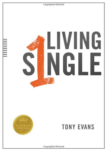 Imagen de archivo de Living Single a la venta por Russell Books