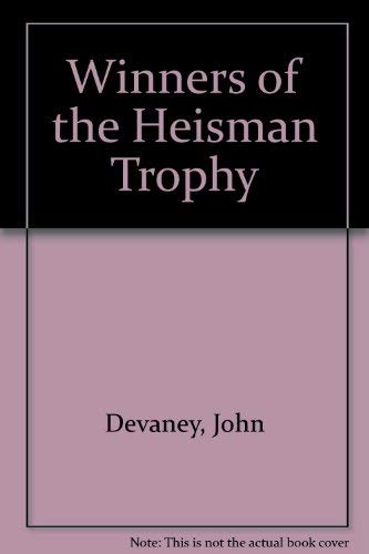 9780802766106: Winners of the Heisman trophy