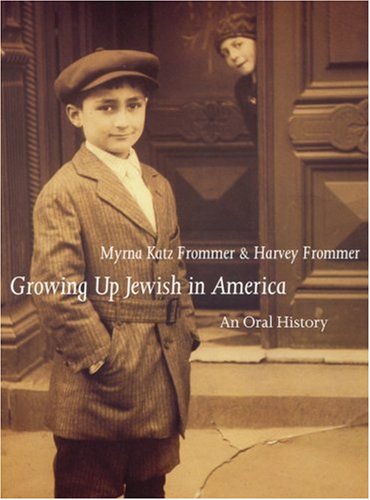 Beispielbild fr Growing up Jewish in America : An Oral History zum Verkauf von Better World Books