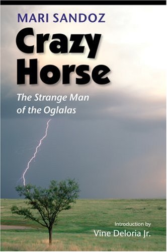 Stock image for Crazy Horse : The Strange Man of the Oglalas for sale by Better World Books: West