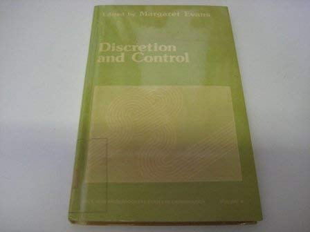 9780803911284: Discretion and Control (SAGE Research Progress Series in Criminology)