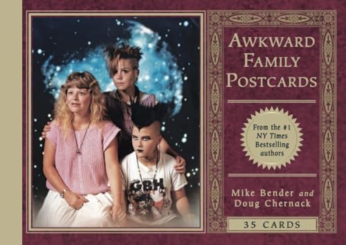 Beispielbild fr Awkward Family Postcards : 35 Cards zum Verkauf von Better World Books