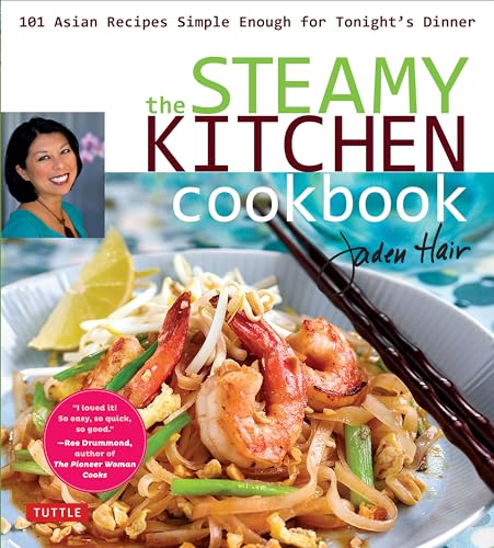 Beispielbild fr The Steamy Kitchen Cookbook : 101 Asian Recipes Simple Enough for Tonight's Dinner zum Verkauf von Better World Books