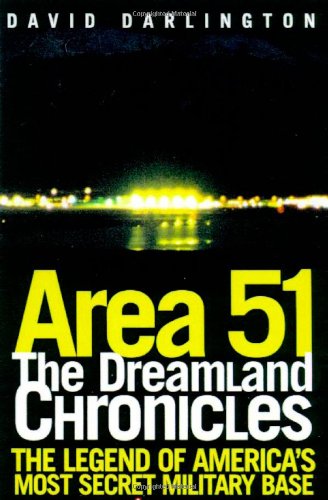 Beispielbild fr Area 51 : The Dreamland Chronicles zum Verkauf von Better World Books