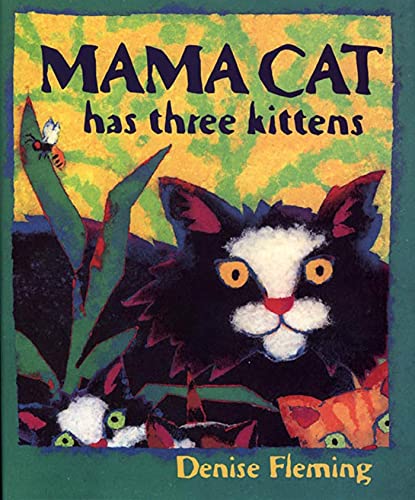 Beispielbild fr Mama Cat Has Three Kittens zum Verkauf von Better World Books