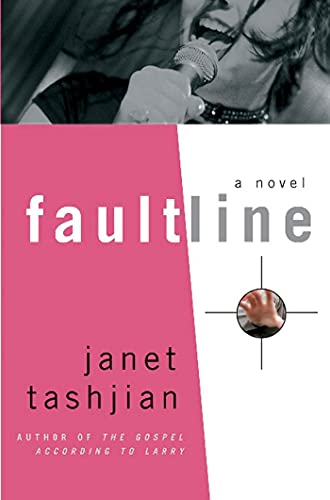 Beispielbild fr Fault Line: A Novel zum Verkauf von SecondSale