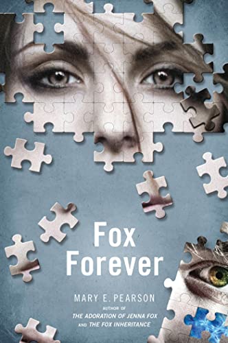 Beispielbild fr Fox Forever: The Jenna Fox Chronicles (The Jenna Fox Chronicles, 3) zum Verkauf von Wonder Book