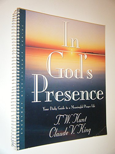 Imagen de archivo de In God's Presence: Your Daily Guide to a Meaningful Prayer Life a la venta por HPB-Emerald