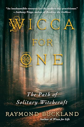 Beispielbild fr Wicca for One : The Path of Solitary Witchcraft zum Verkauf von Better World Books