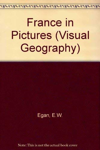 9780806910567: France in Pictures (Visual Geography S.)