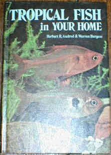 Imagen de archivo de Tropical Fish in Your Home a la venta por Court Street Books/TVP Properties, Inc.