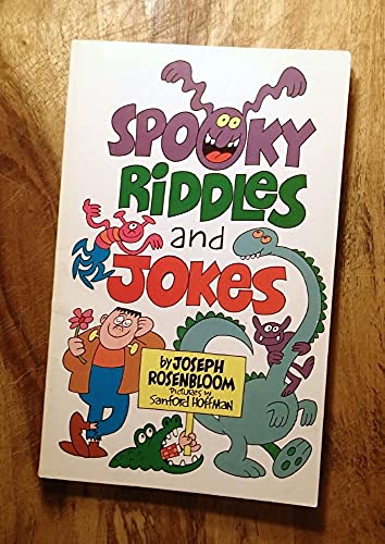 Imagen de archivo de Spooky Riddles and Jokes a la venta por Wonder Book