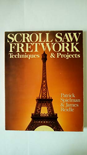 Imagen de archivo de Scroll Saw Fretwork Techniques and Projects a la venta por Wonder Book