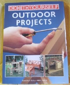 Stock image for Do It Yourself Outdoor Projects for sale by ThriftBooks-Dallas