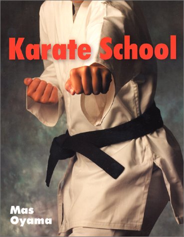 Imagen de archivo de Karate School a la venta por BOOK2BUY