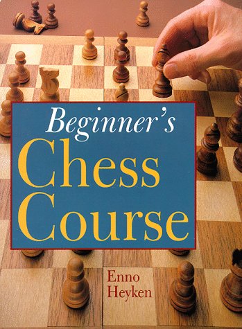 Beispielbild fr Beginner's Chess Course zum Verkauf von BooksRun