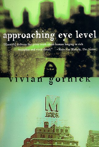 Beispielbild fr Approaching Eye Level zum Verkauf von Wonder Book