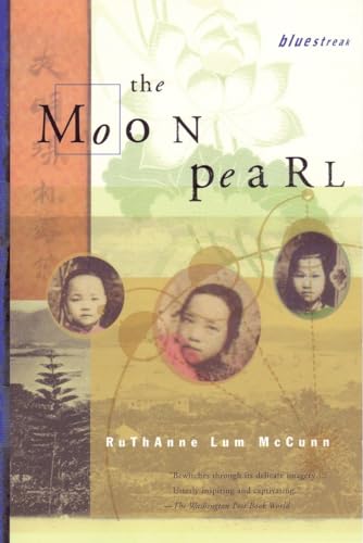 Imagen de archivo de The Moon Pearl a la venta por Better World Books