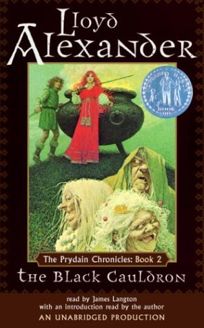 Beispielbild fr The Prydain Chronicles Book Two: The Black Cauldron (The Chronicles of Prydain, Band 2) zum Verkauf von medimops