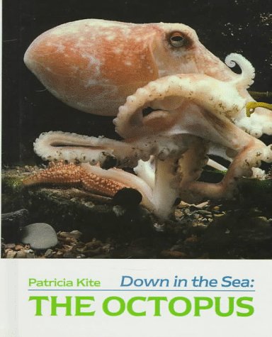 9780807517154: Down in the Sea: The Octopus