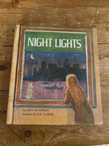 Beispielbild fr Night lights zum Verkauf von Bookmans