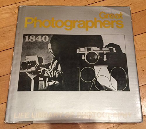 Beispielbild fr Great Photographers 1840 - 1960 (Life library of photography) zum Verkauf von Wonder Book