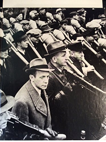 Imagen de archivo de The Home Front: Germany (World War II Series) a la venta por Jenson Books Inc