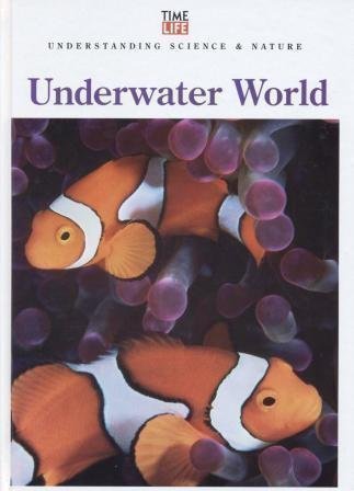 Imagen de archivo de Underwater World a la venta por Better World Books