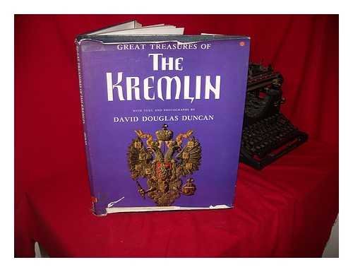 9780810902404: Great Treasures of the Kremlin