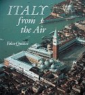 Beispielbild fr Italy from the Air zum Verkauf von Better World Books