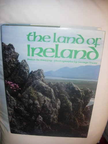 Beispielbild fr The Land of Ireland zum Verkauf von Wonder Book