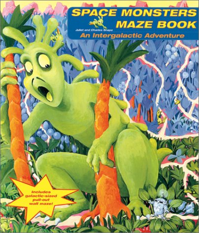 9780810921351: Space Monsters Maze Book: An Intergalactic Adventure