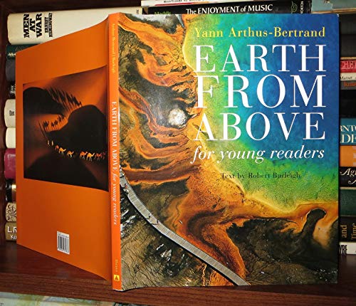 9780810934863: Earth From Above for Young Readers