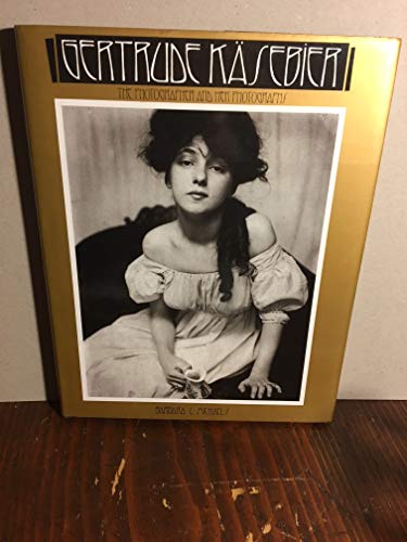 Beispielbild fr Gertrude Kasebier: The Photographer and Her Photographs zum Verkauf von GF Books, Inc.