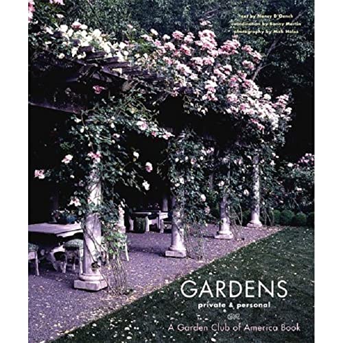 9780810972803: Gardens Private and personal: A Garden Club of America Book