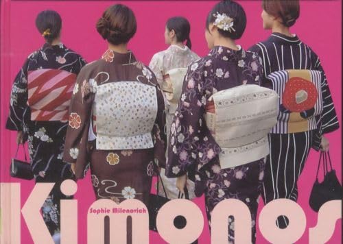 9780810994508: Kimonos