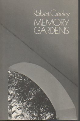 Imagen de archivo de Memory Gardens a la venta por Better World Books