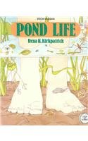 Imagen de archivo de Look at Pond Life a la venta por Better World Books