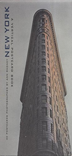 9780811819350: New York Vertical Panoramic Postcards: A Vertical Postcard Book