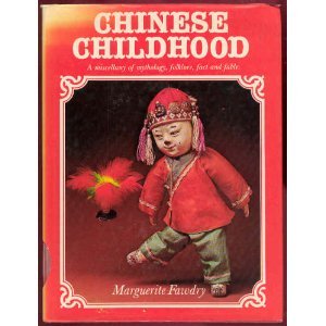 Imagen de archivo de Chinese Childhood a la venta por Better World Books