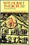 Beispielbild fr Witchcraft in Europe, 1100-1700: A Documentary History (The Middle Ages Series) zum Verkauf von ZBK Books