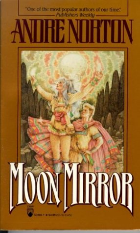 Beispielbild fr Moon Mirror zum Verkauf von Wonder Book