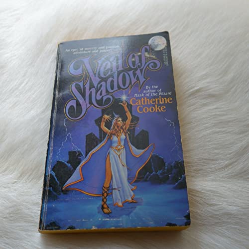 Imagen de archivo de Veil of Shadow a la venta por Celt Books