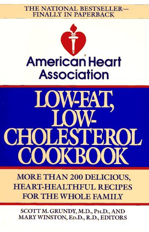 Beispielbild fr American Heart Association's Low-Fat, Low Cholesterol Cookbook zum Verkauf von Gulf Coast Books